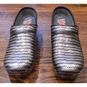 Dansko Pro XP Silver Clogs Leather Shoes Womens Size 36 New